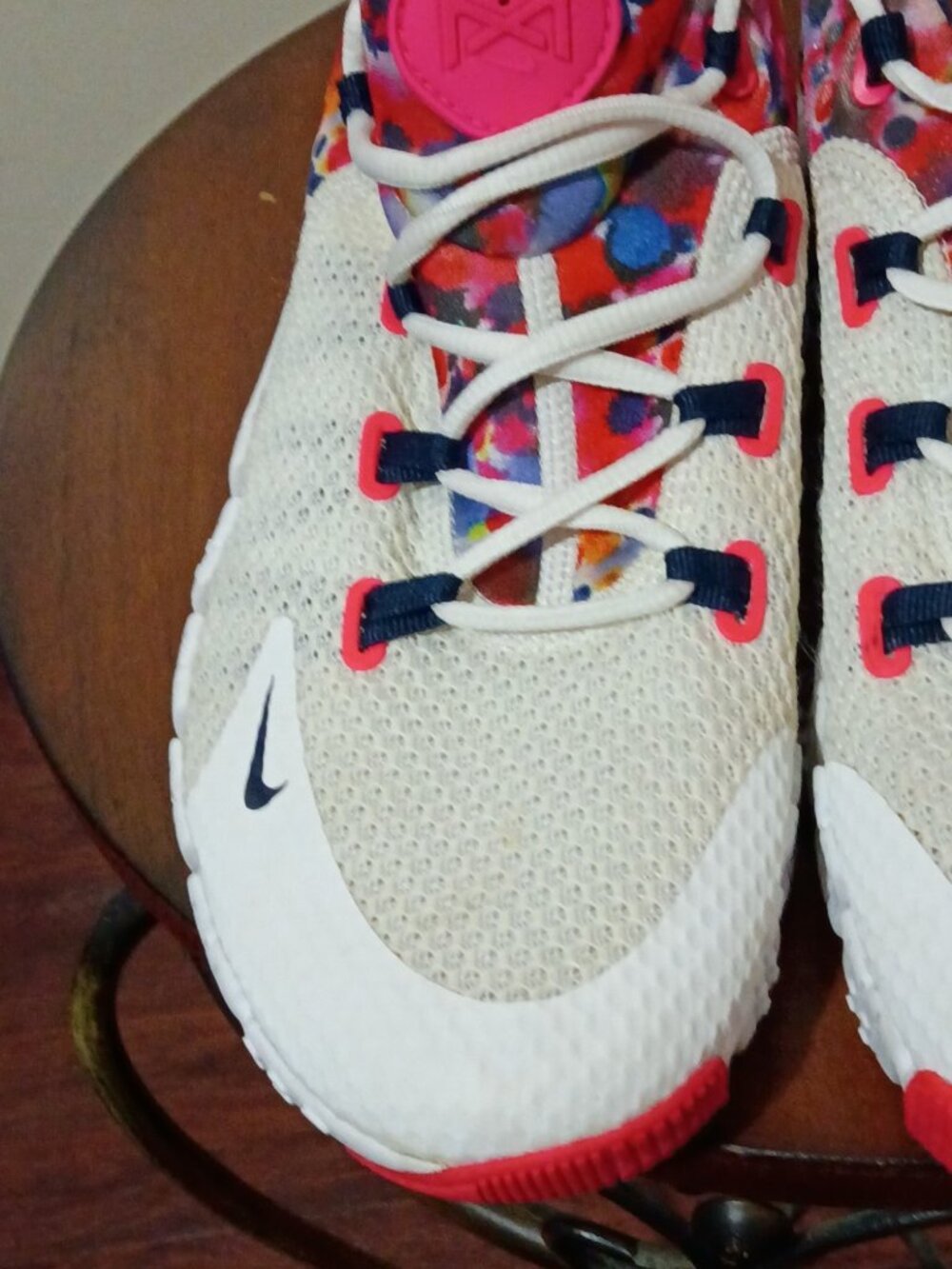 Nike PG 4 Shoes Women Size 11 White Multicolor Tie Dye CZ0596-101 Basketball - Picture 6 of 14